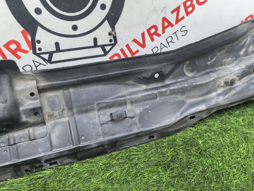 решетка, жабо под дворники, 1000 рублей, Красноярск