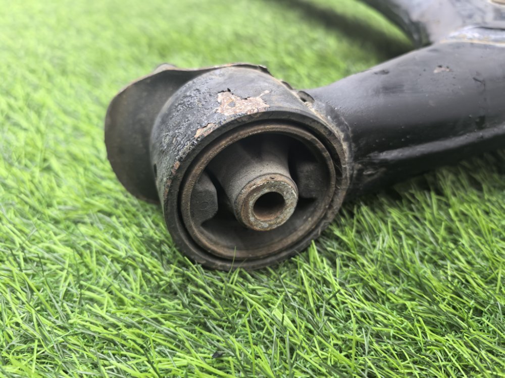 балка поперечная, 10000 рублей, Красноярск