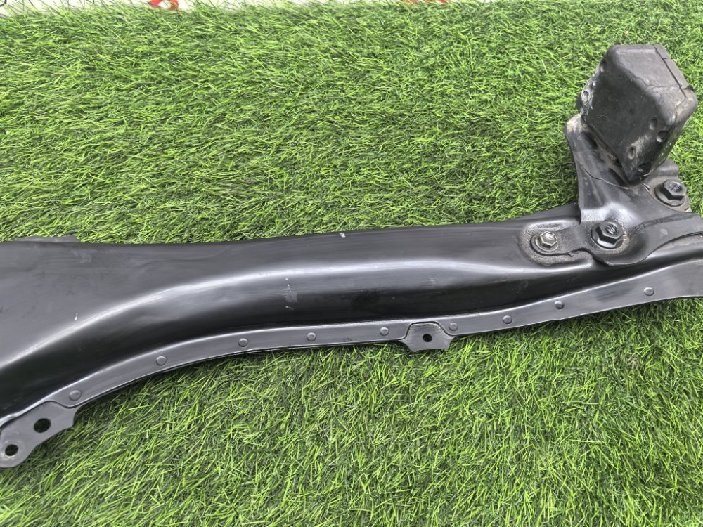 Балка продольная под ДВС, 1000 рублей, Красноярск