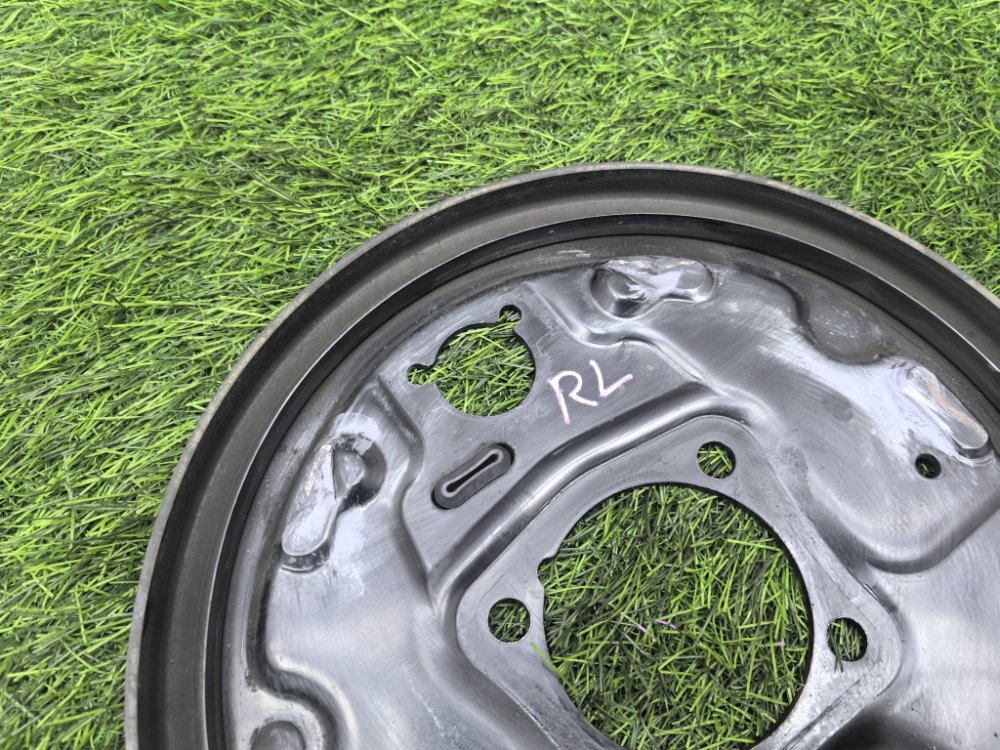 Пыльник тормозного диска, 1000 рублей, Красноярск