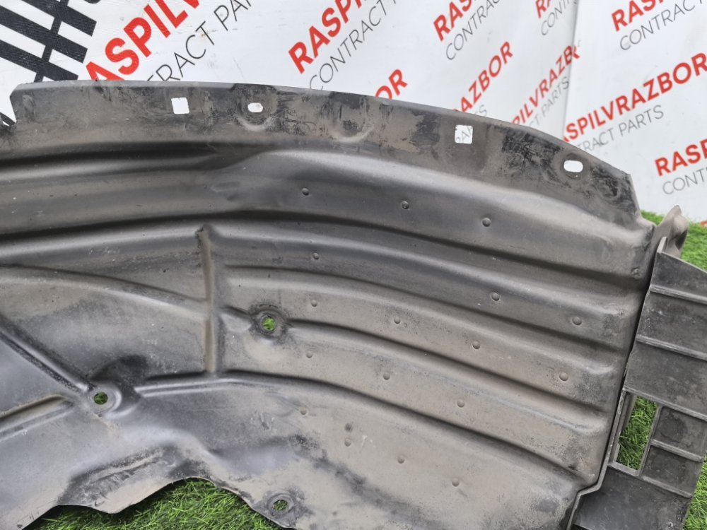 Подкрылок, 7000 рублей, Красноярск