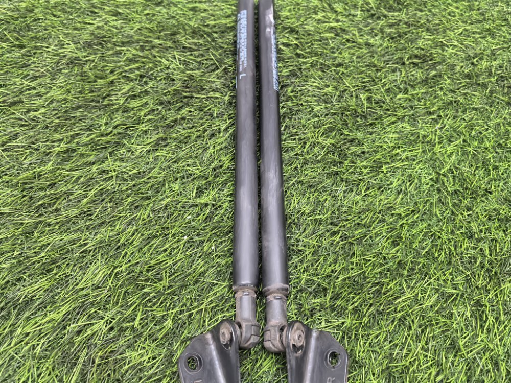 Амортизатор двери багажника, 3000 рублей, Красноярск