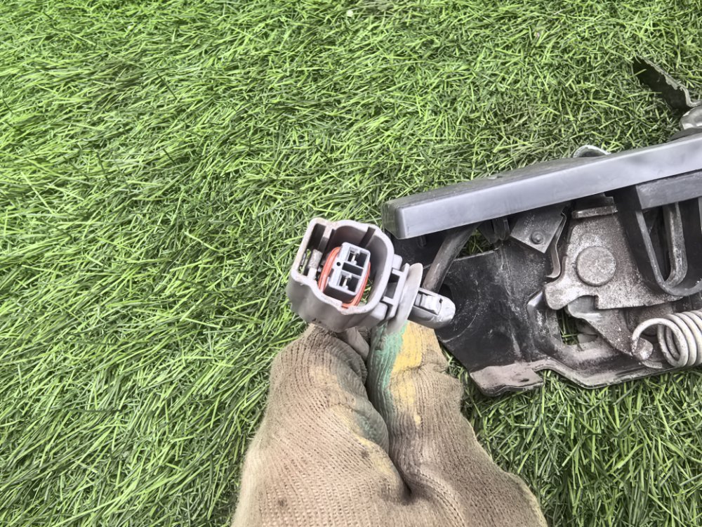 Замок капота, 2800 рублей, Красноярск