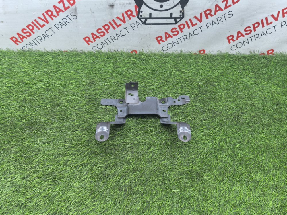 Кронштейн замка капота, 1100 рублей, Красноярск