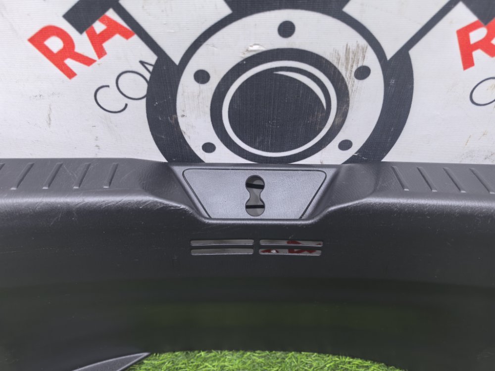 Накладка замка багажника, 2000 рублей, Красноярск