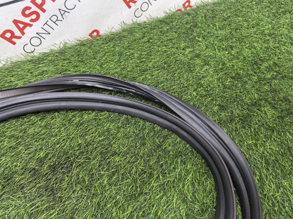 уплотнитель двери багажника, 800 рублей, Красноярск