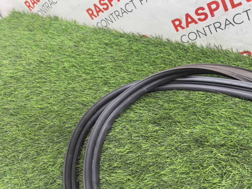 уплотнитель двери багажника, 800 рублей, Красноярск