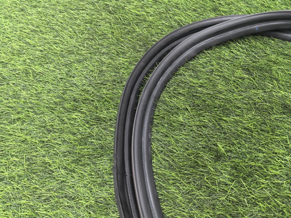 уплотнитель двери багажника, 800 рублей, Красноярск