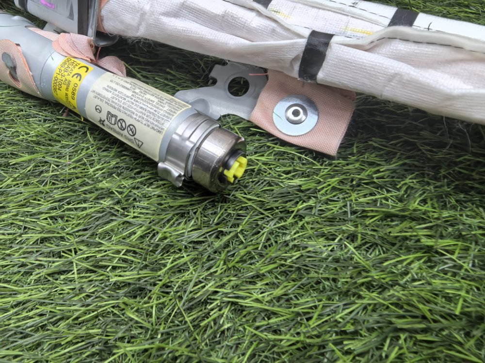 подушка безопасности боковая, потолочная, 7500 рублей, Красноярск