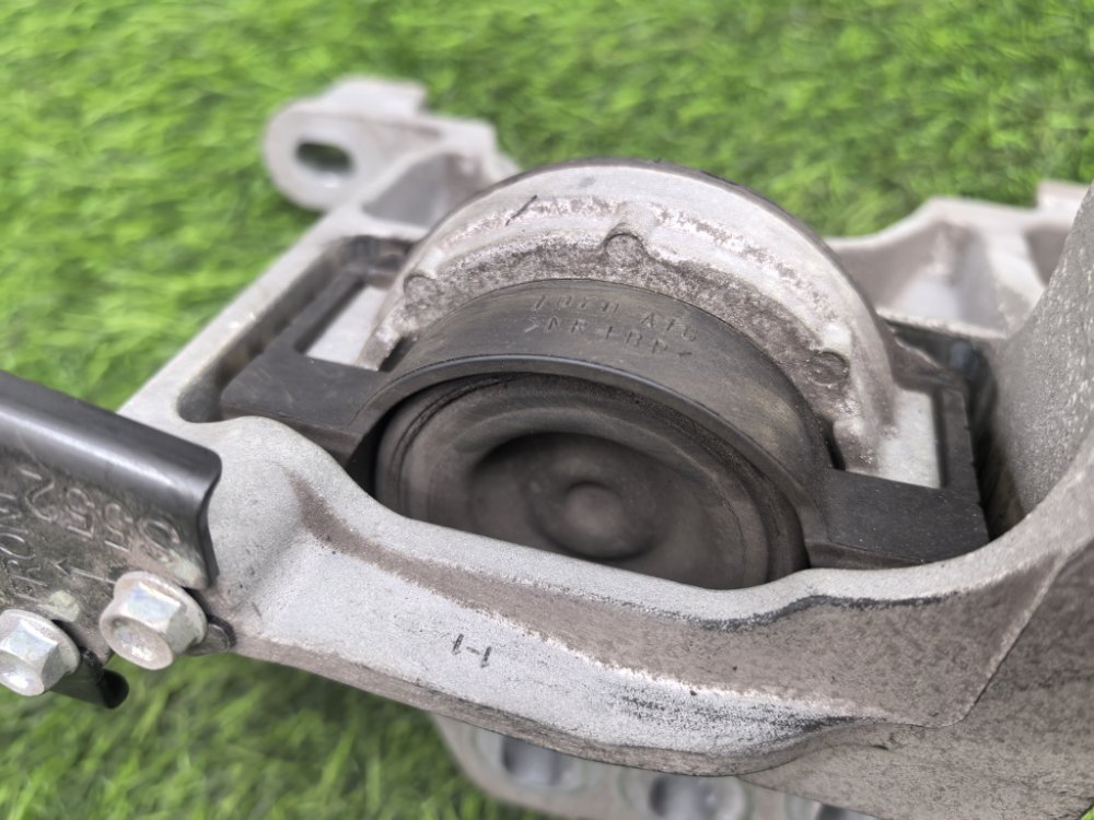 Подушка двигателя, 6750 рублей, Красноярск