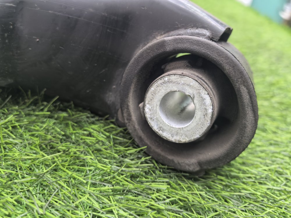 балка поперечная, 25000 рублей, Красноярск