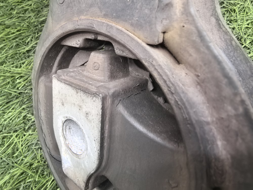 Подушка двигателя, 1900 рублей, Красноярск