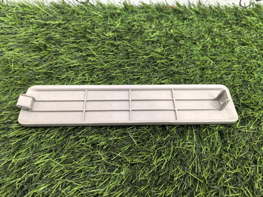 крышка номера кузова, 400 рублей, Красноярск