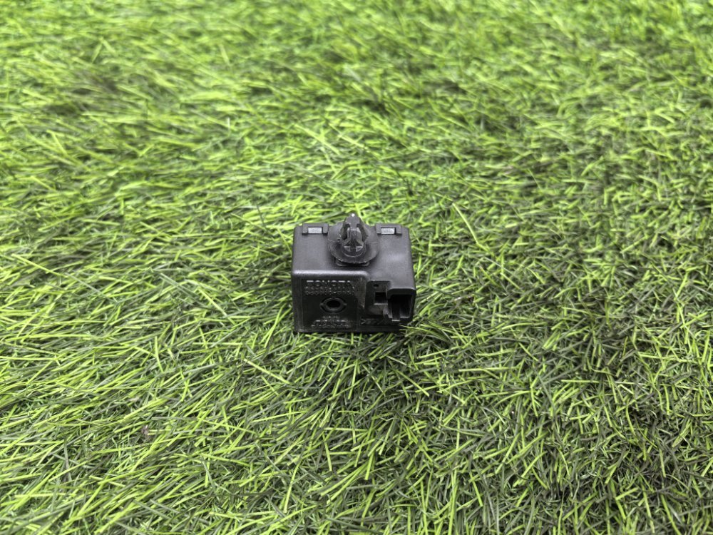 зуммер парктроника, 400 рублей, Красноярск