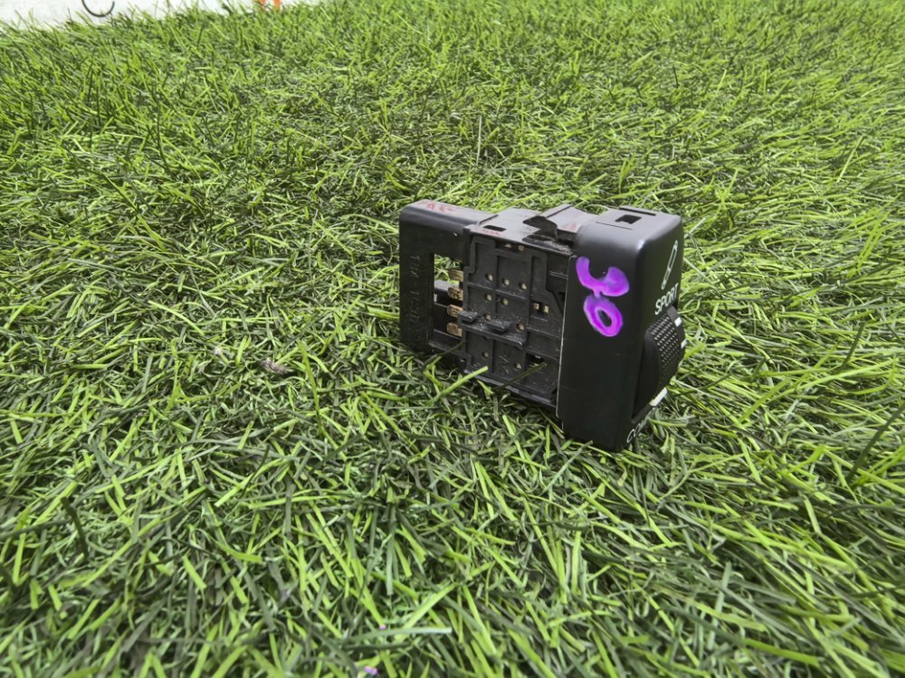 Кнопка режима подвески, 800 рублей, Красноярск