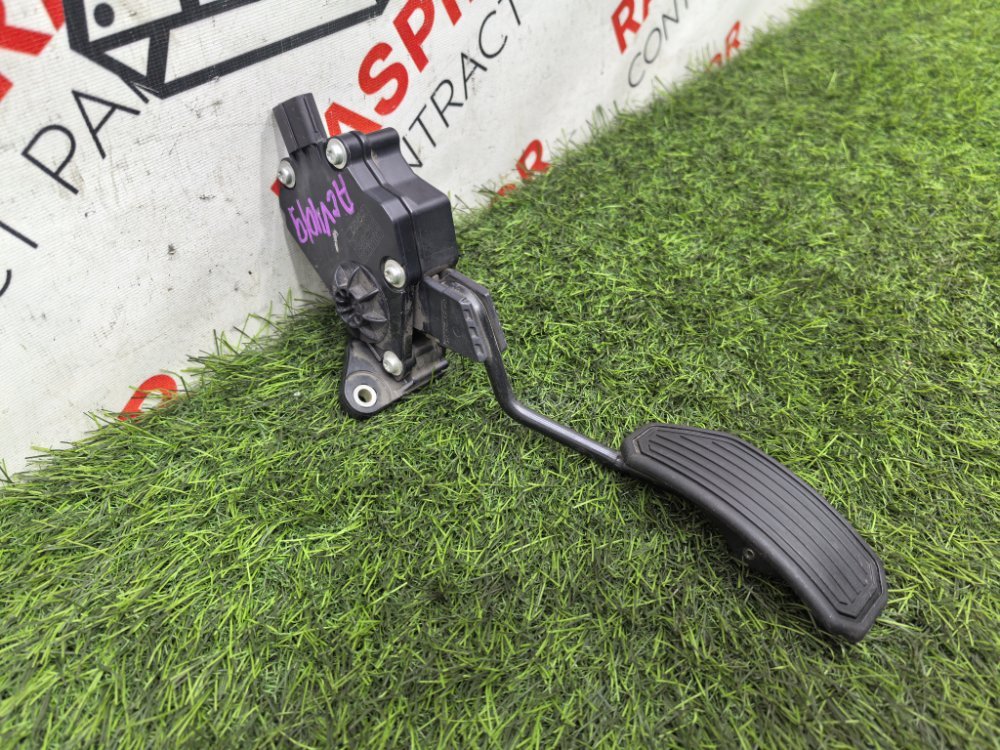 Педаль газа, 1100 рублей, Красноярск