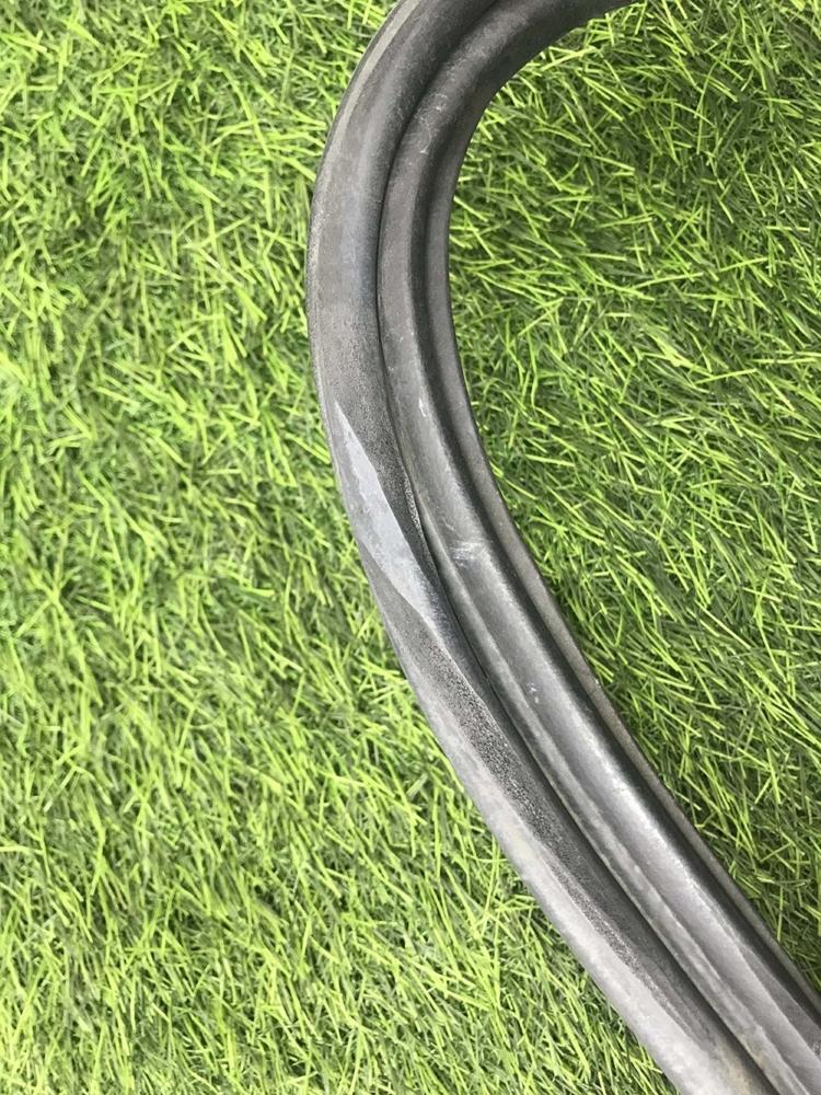 уплотнитель двери багажника, 4000 рублей, Красноярск