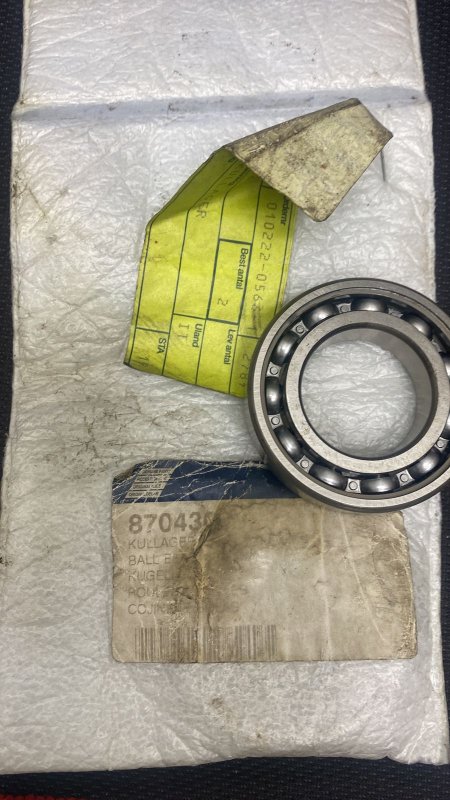 Подшипник шариковый гранаты внутреннего ШРУСа SAAB 9000 МКПП; SAAB 900 OG, 900 рублей, Молоково