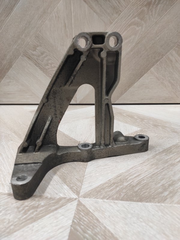 Кронштейн компрессора кондиционера, 1500 рублей, Молоково