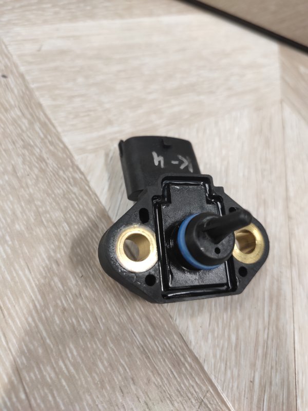 Датчик давления топлива, 2000 рублей, Молоково