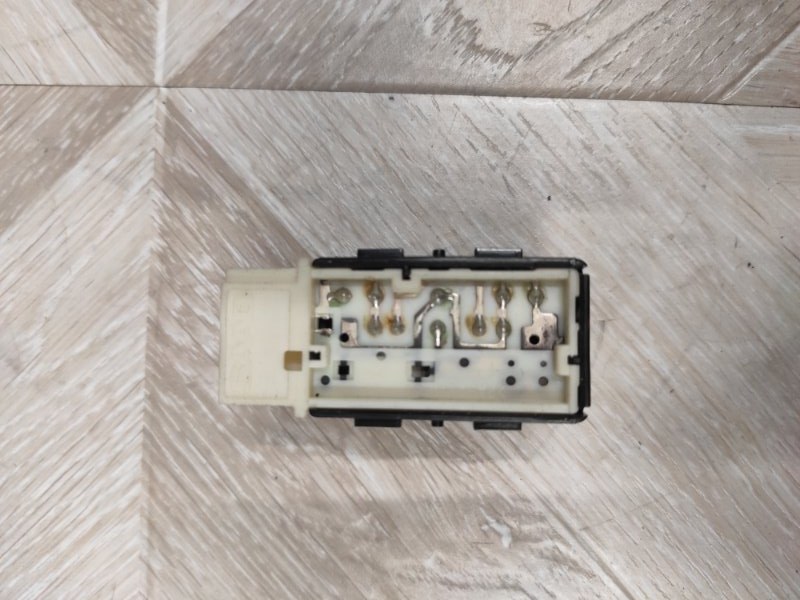 Кнопка, 500 рублей, Молоково