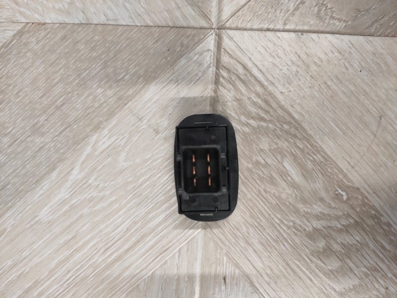 Кнопка, 500 рублей, Молоково