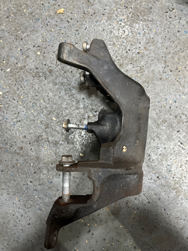 Кулак поворотный, 3500 рублей, Молоково