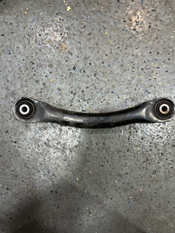 Рычаг подвески верхний, 1500 рублей, Молоково