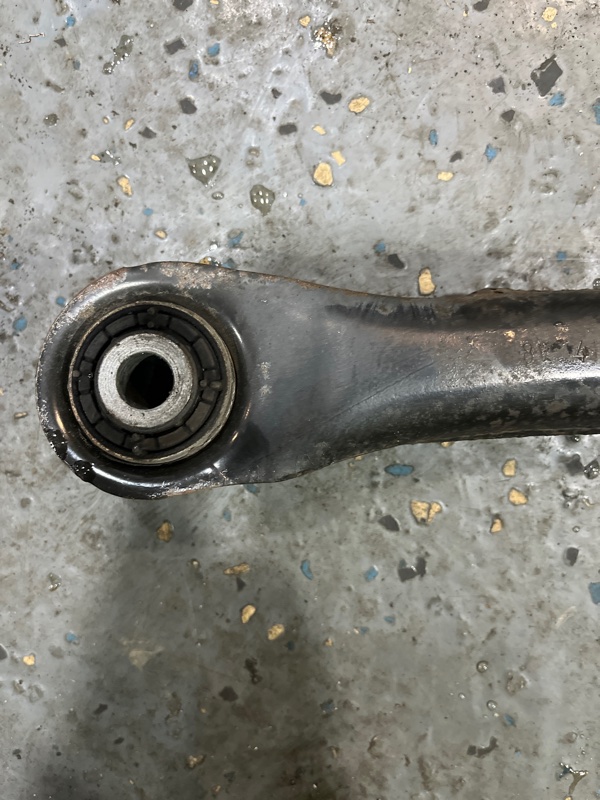 Рычаг подвески верхний, 1500 рублей, Молоково