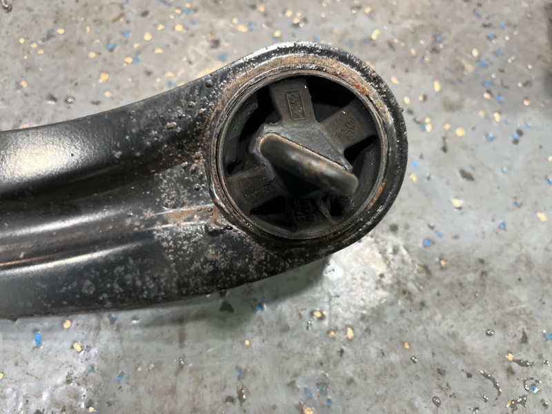 Рычаг подвески нижний, 6500 рублей, Молоково