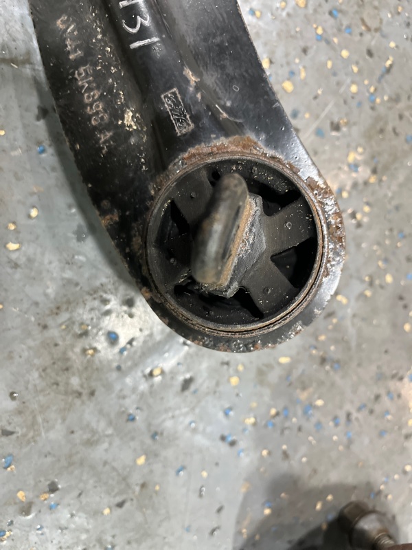 Рычаг подвески нижний, 6500 рублей, Молоково