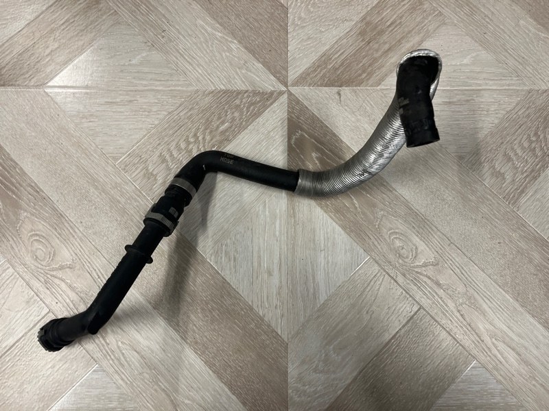 Патрубок системы охлаждения, 5000 рублей, Молоково