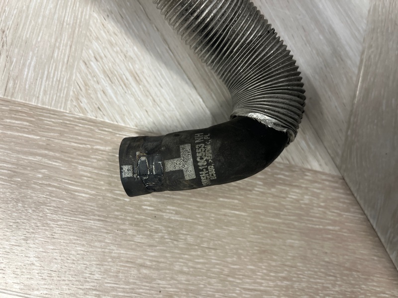 Патрубок системы охлаждения, 5000 рублей, Молоково