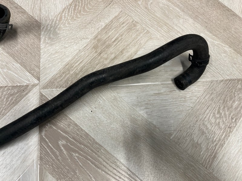 Патрубок системы охлаждения, 4500 рублей, Молоково