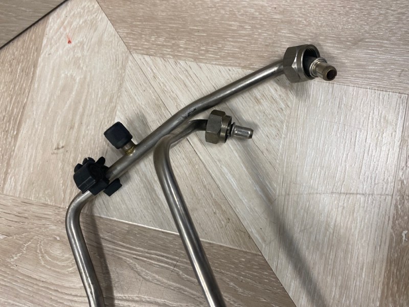 Трубка топливная, 2000 рублей, Молоково