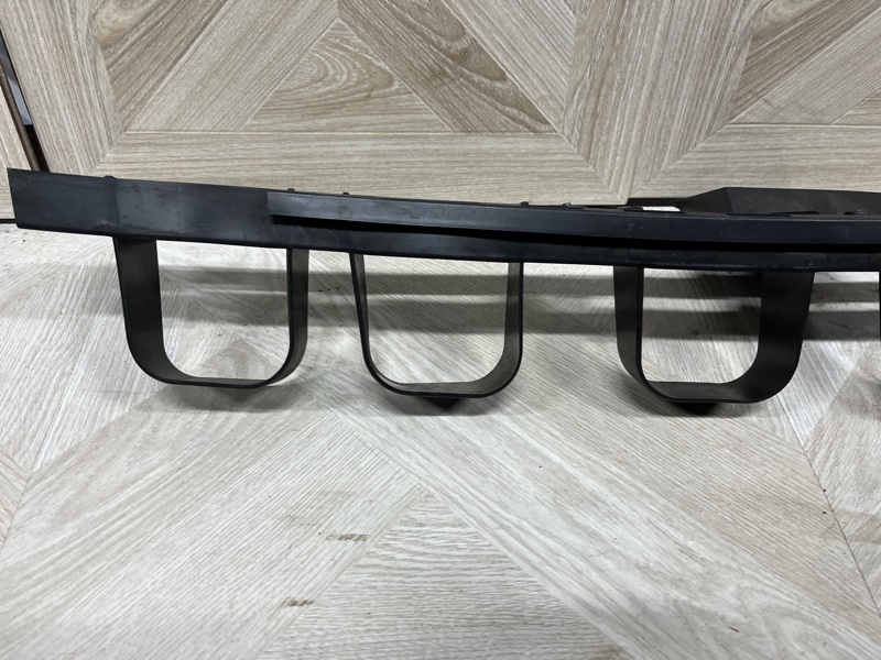 Кронштейн кузова, 2000 рублей, Молоково