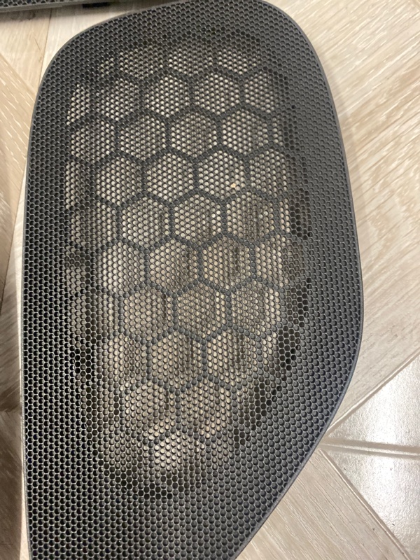 Решетка динамика, 2000 рублей, Молоково