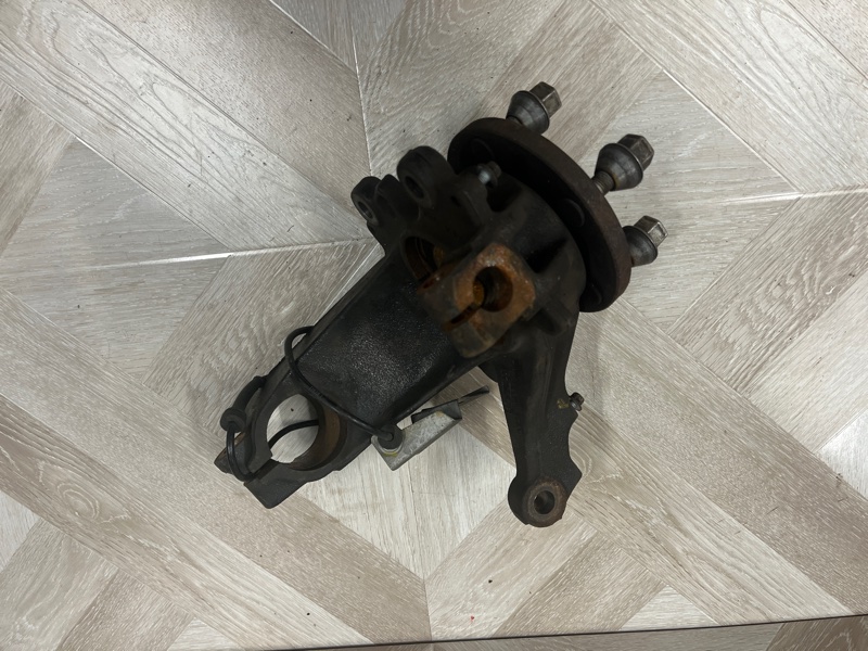 Кулак поворотный, 5900 рублей, Молоково