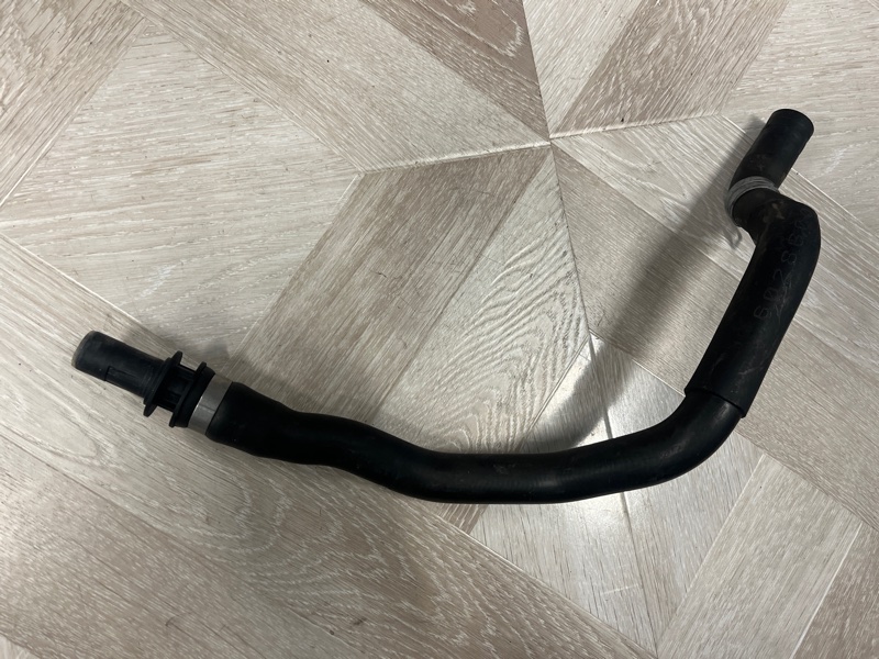 Патрубок системы охлаждения, 1500 рублей, Молоково