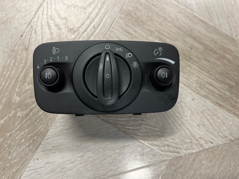 Подрулевой переключатель света, 2500 рублей, Молоково