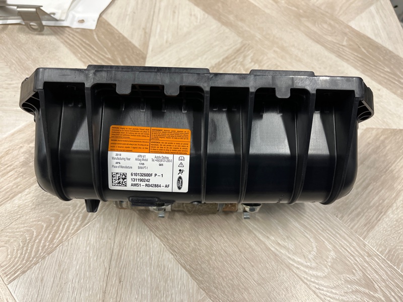 Подушка безопасности пассажира, 8000 рублей, Молоково