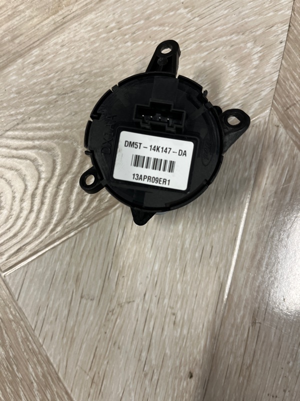 Кнопка управления магнитолой на руль, 1600 рублей, Молоково