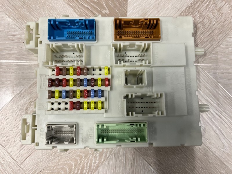 Блок предохранителей салонный, 8000 рублей, Молоково