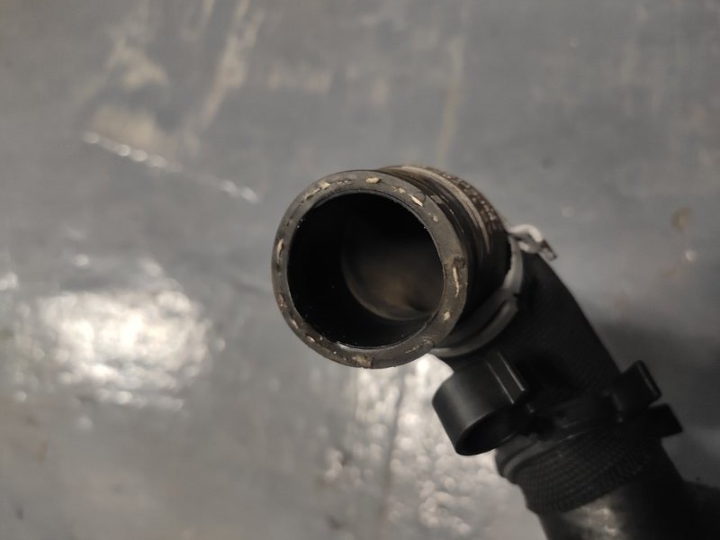 Патрубок системы охлаждения, 2500 рублей, Молоково