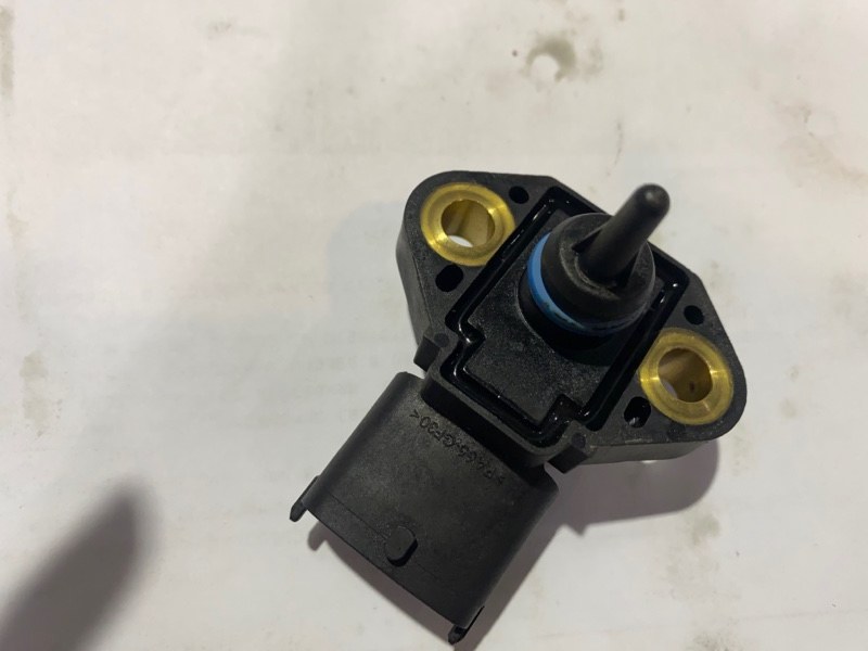 Датчик абсолютного давления, 2000 рублей, Молоково