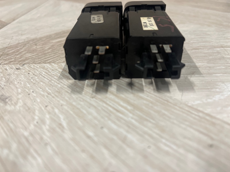 Кнопка обогрева сидений, 1000 рублей, Молоково