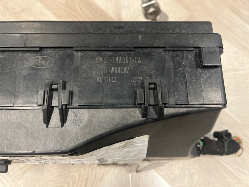 Блок предохранителей, 2500 рублей, Молоково