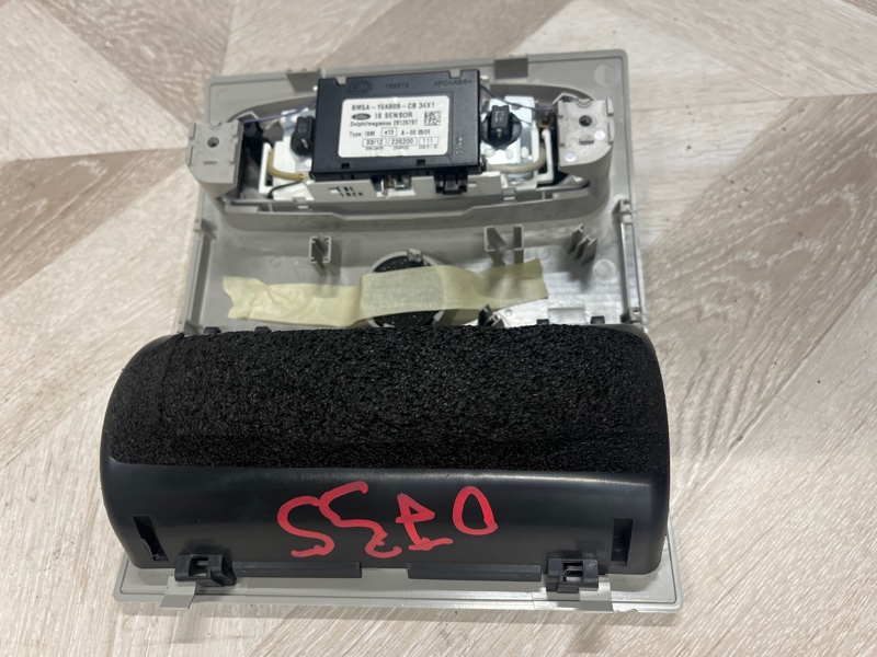 Плафон подсветки салона, 2500 рублей, Молоково