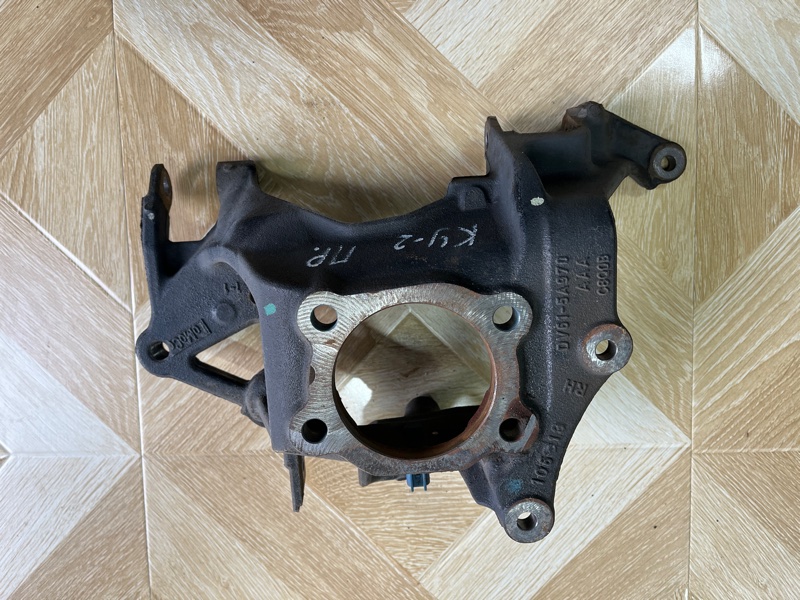 Кулак поворотный, 6500 рублей, Молоково