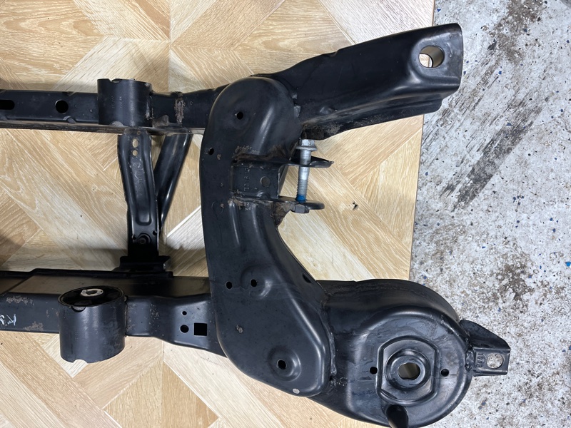 Балка подвески, 9500 рублей, Молоково